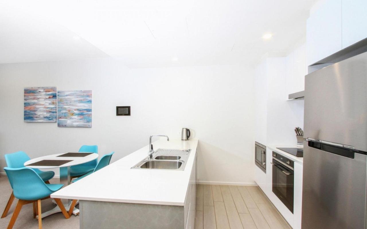 Iq Smart Apartments 704 Braddon Act Canberra Bagian luar foto